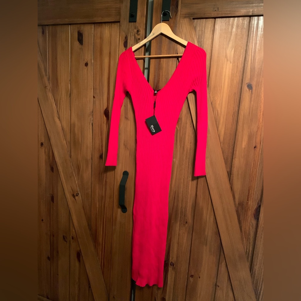 NWT - Hera Collection Vibrant Red Long Sleeve Dress